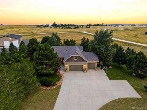 34479 S Falcon Circle