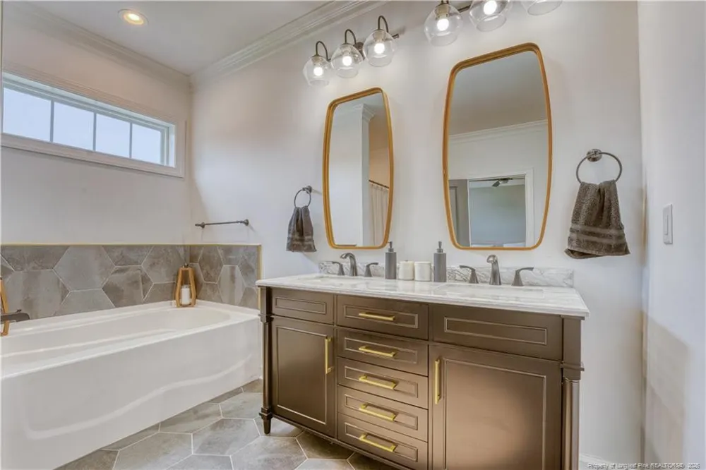 20 Pomegranate Court Cameron, NC 28326