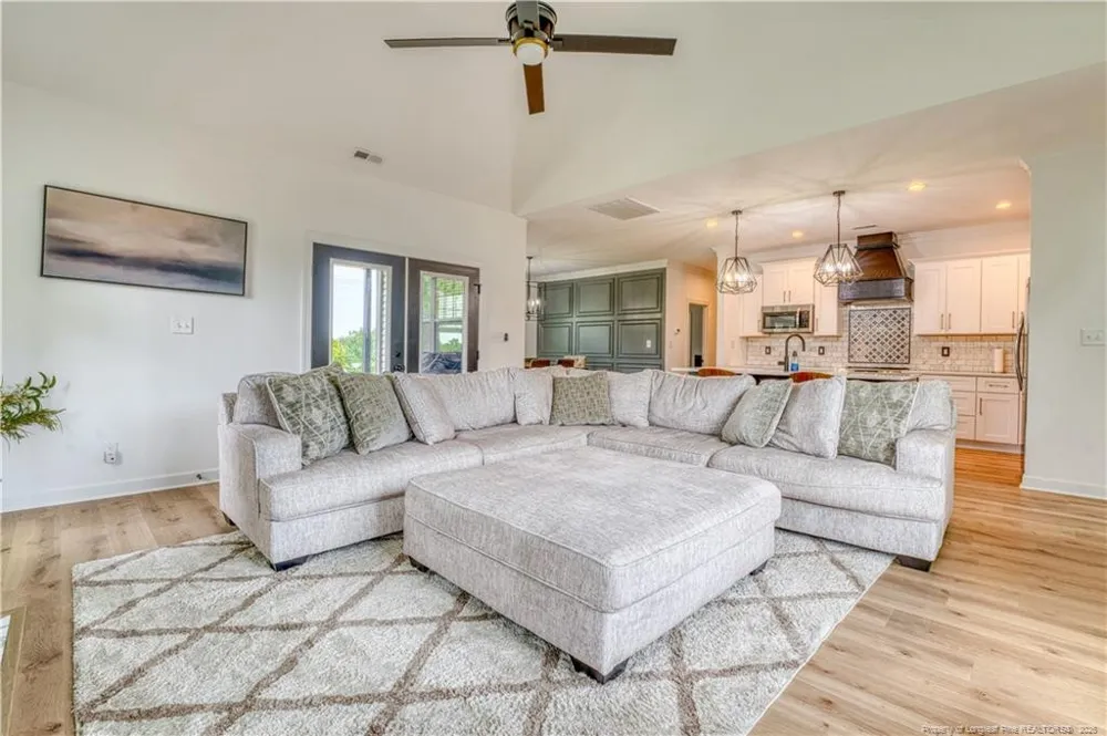 20 Pomegranate Court Cameron, NC 28326