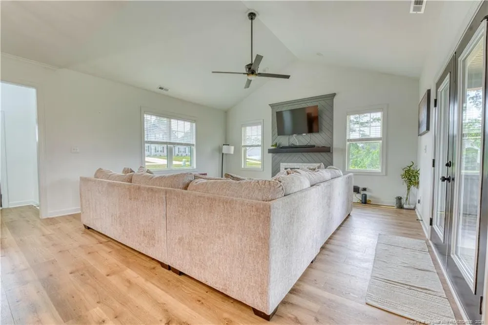 20 Pomegranate Court Cameron, NC 28326