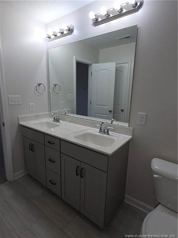 106 Lark Court Fayetteville, NC 28306