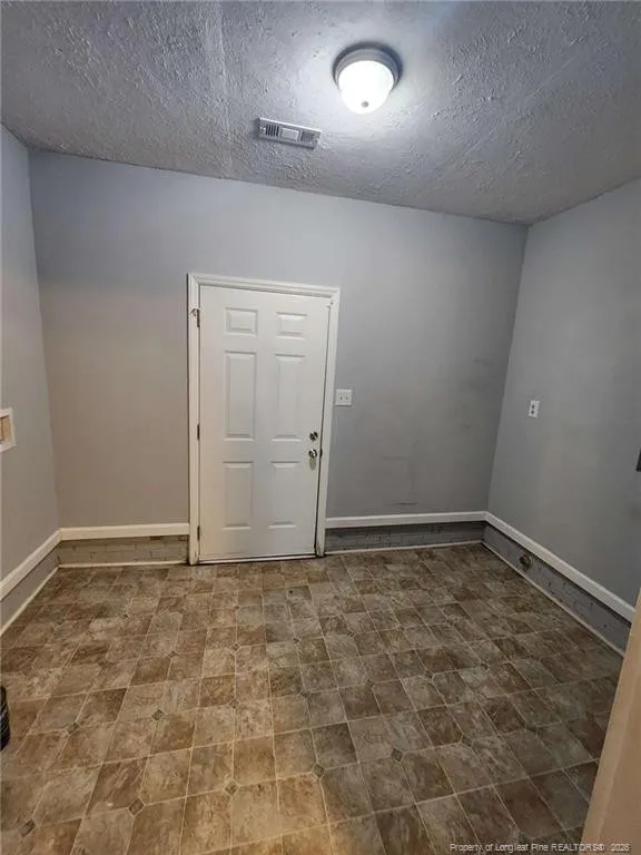 2296 Ridge Manor Drive Fayetteville, NC 28306