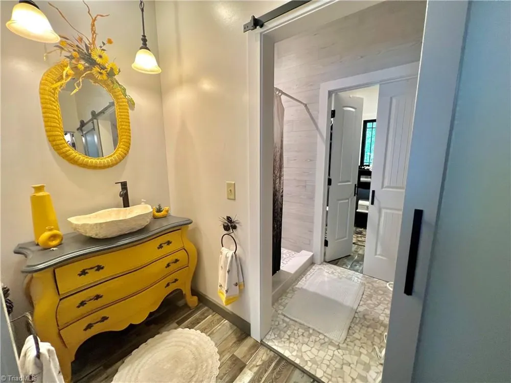 128 Hillside Lane Jefferson, NC 28640