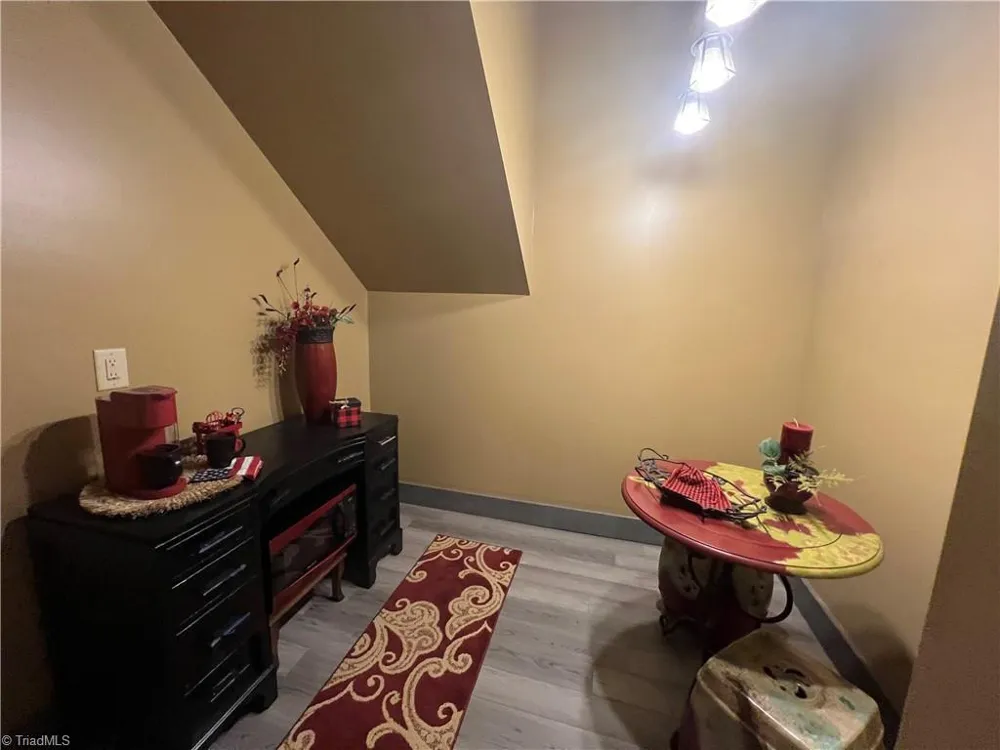 128 Hillside Lane Jefferson, NC 28640