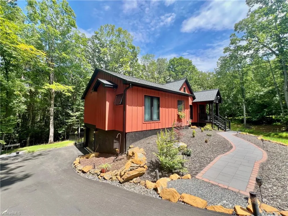 128 Hillside Lane Jefferson, NC 28640