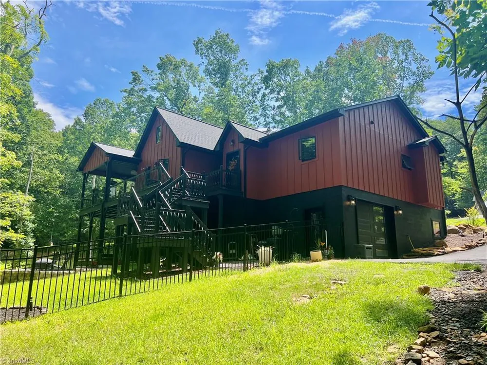 128 Hillside Lane Jefferson, NC 28640