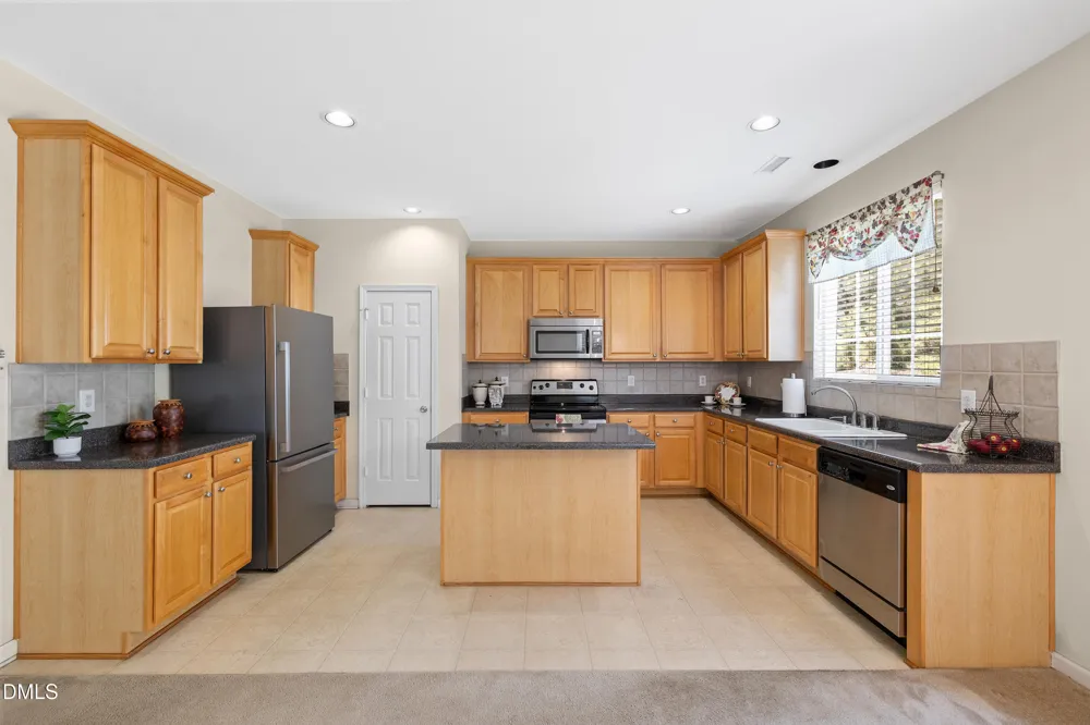 329 Palmdale Court Holly Springs, NC 27540