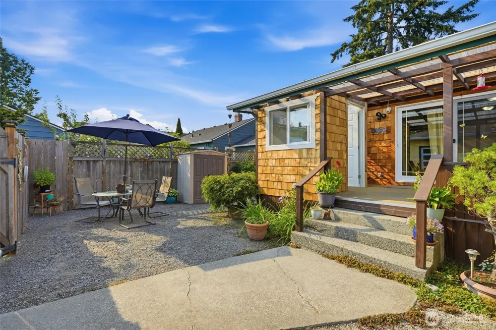 218 Evergreen Street Mount Vernon, WA 98273
