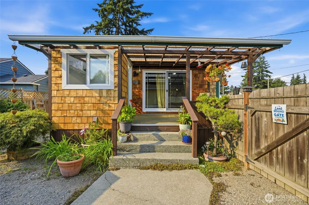 218 Evergreen Street Mount Vernon, WA 98273