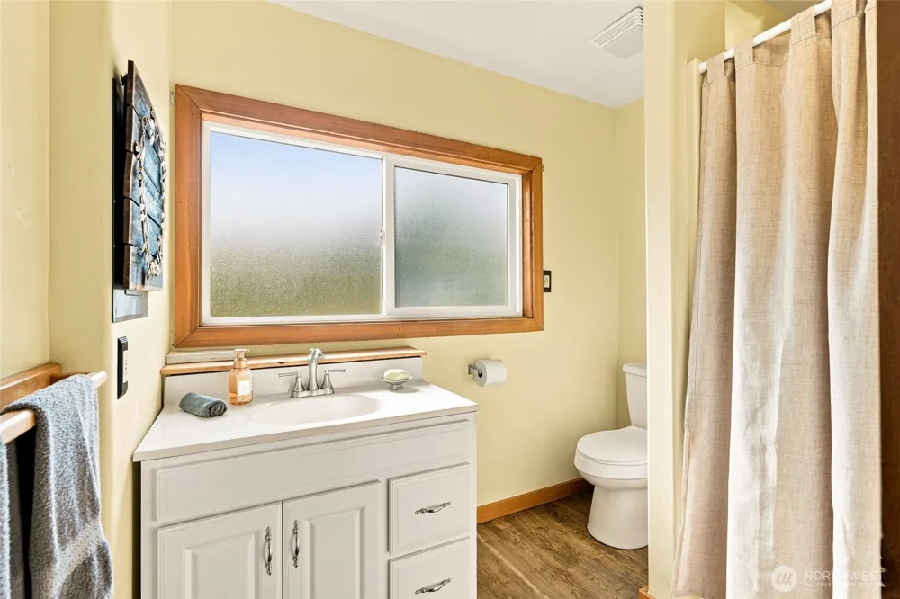 218 Evergreen Street Mount Vernon, WA 98273