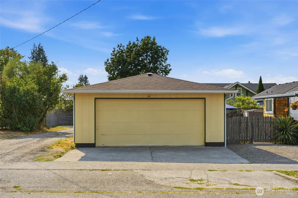 218 Evergreen Street Mount Vernon, WA 98273
