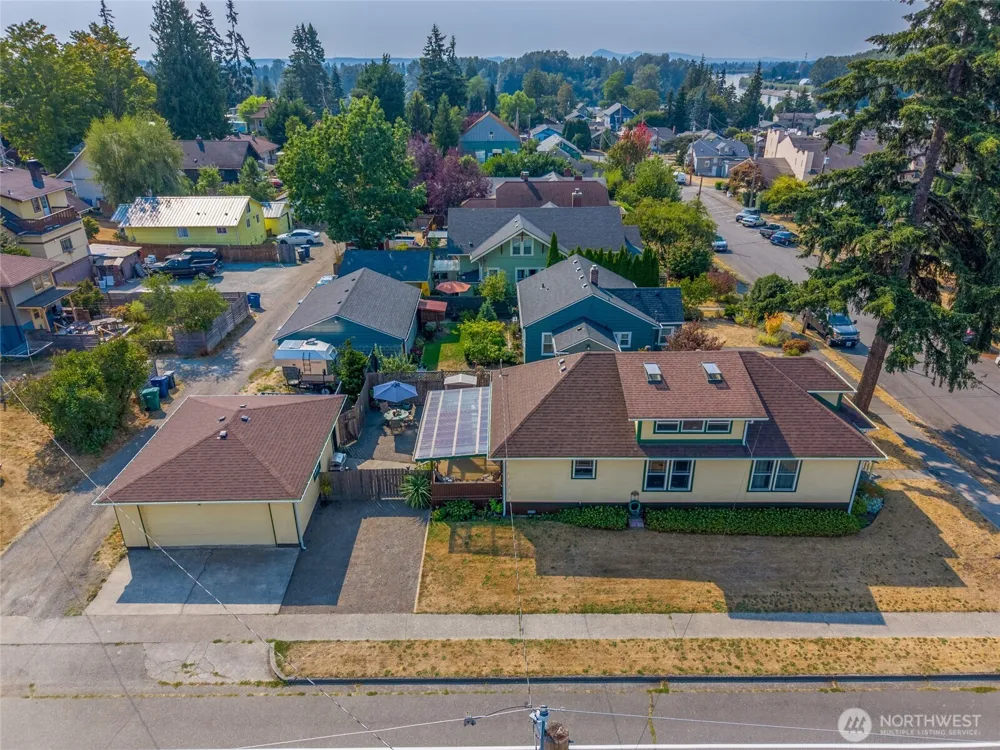 218 Evergreen Street Mount Vernon, WA 98273