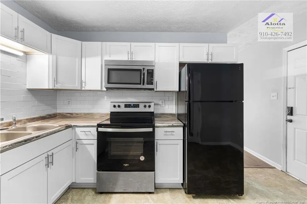 818 Grambling Court Fayetteville, NC 28311