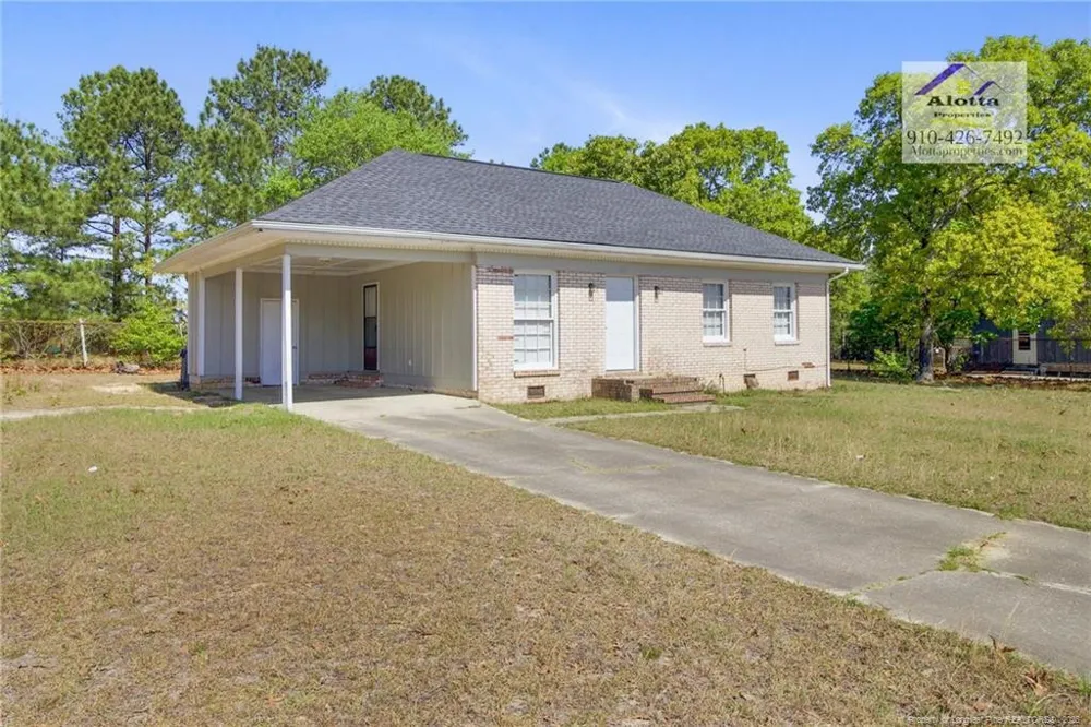 818 Grambling Court Fayetteville, NC 28311