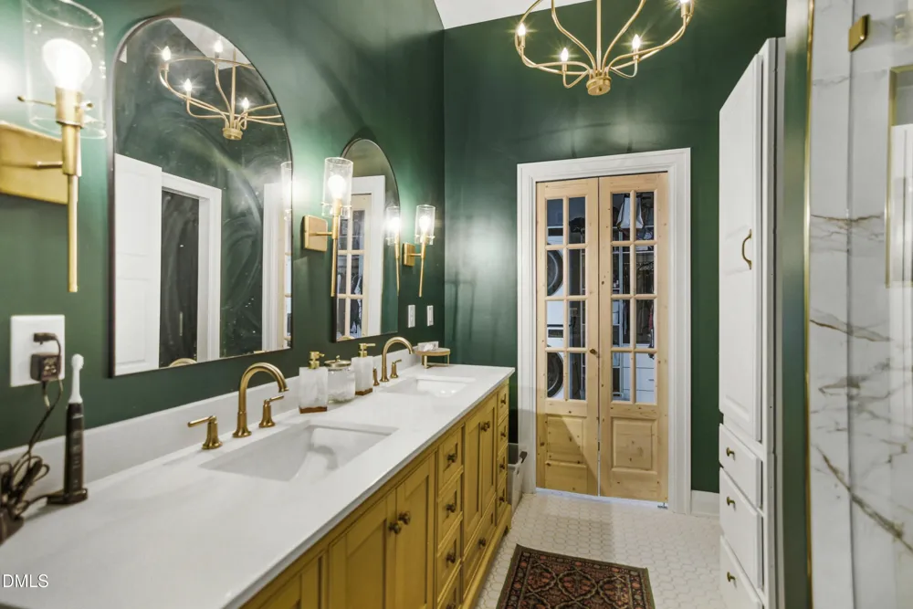 812 Beddingfield Drive Knightdale, NC 27545