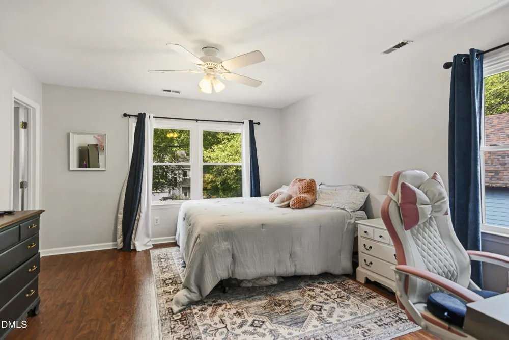 812 Beddingfield Drive Knightdale, NC 27545