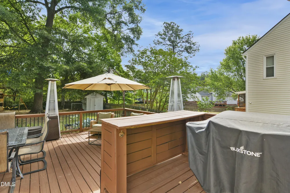 812 Beddingfield Drive Knightdale, NC 27545
