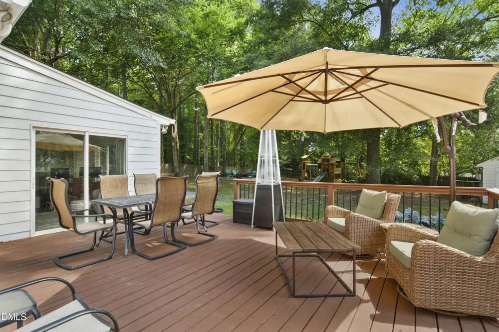 812 Beddingfield Drive Knightdale, NC 27545