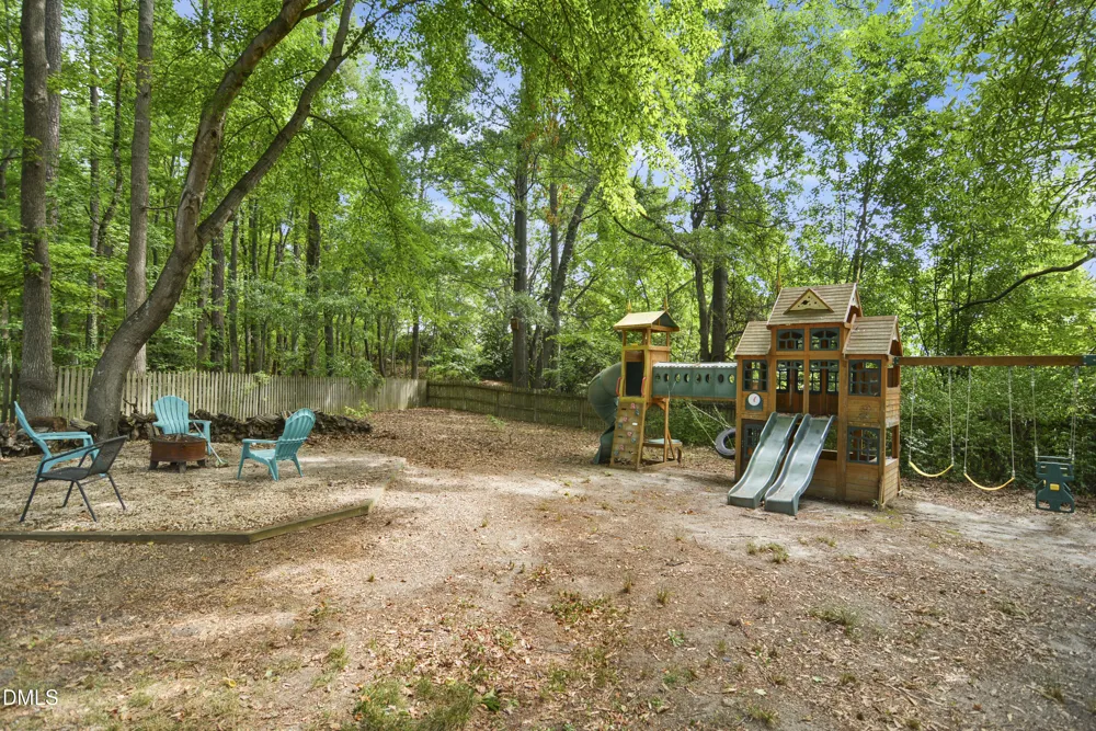 812 Beddingfield Drive Knightdale, NC 27545