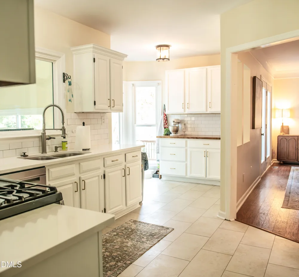 812 Beddingfield Drive Knightdale, NC 27545