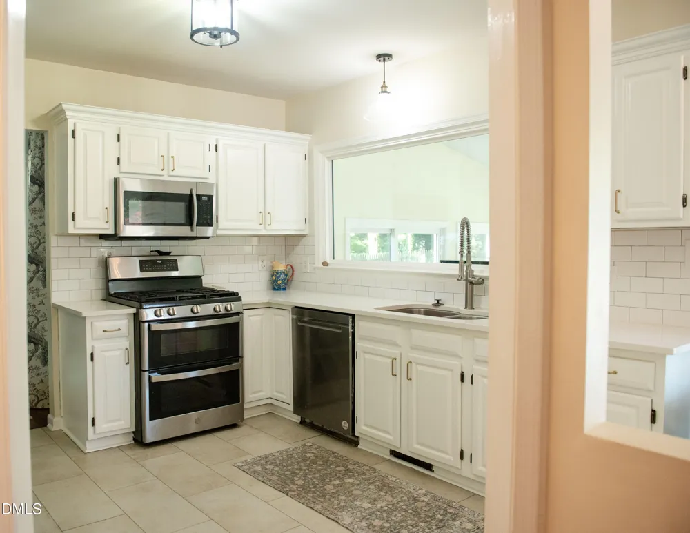 812 Beddingfield Drive Knightdale, NC 27545