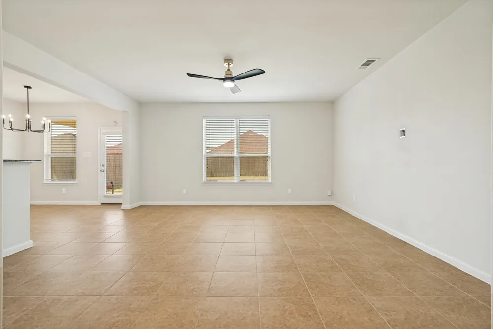 4225 Tower Lane Crowley, TX 76036