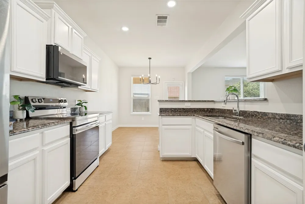 4225 Tower Lane Crowley, TX 76036