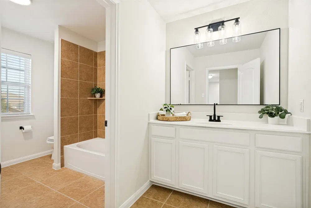 4225 Tower Lane Crowley, TX 76036