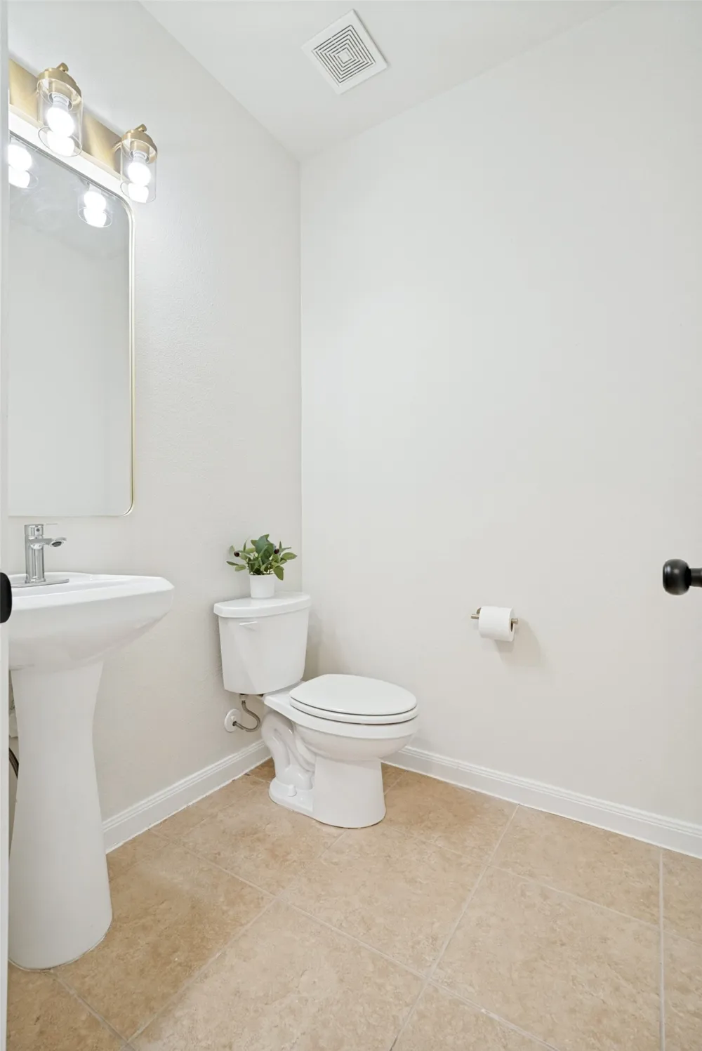 4225 Tower Lane Crowley, TX 76036
