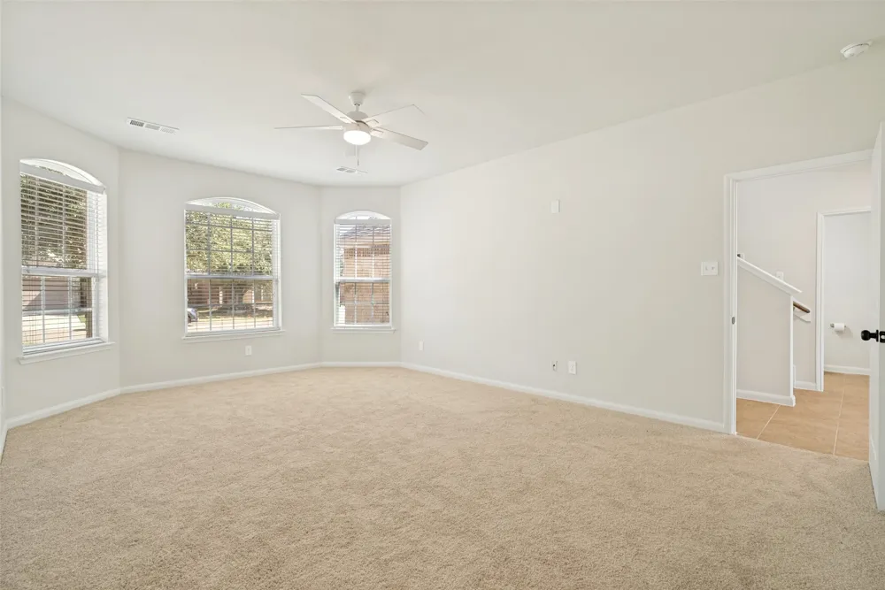 4225 Tower Lane Crowley, TX 76036