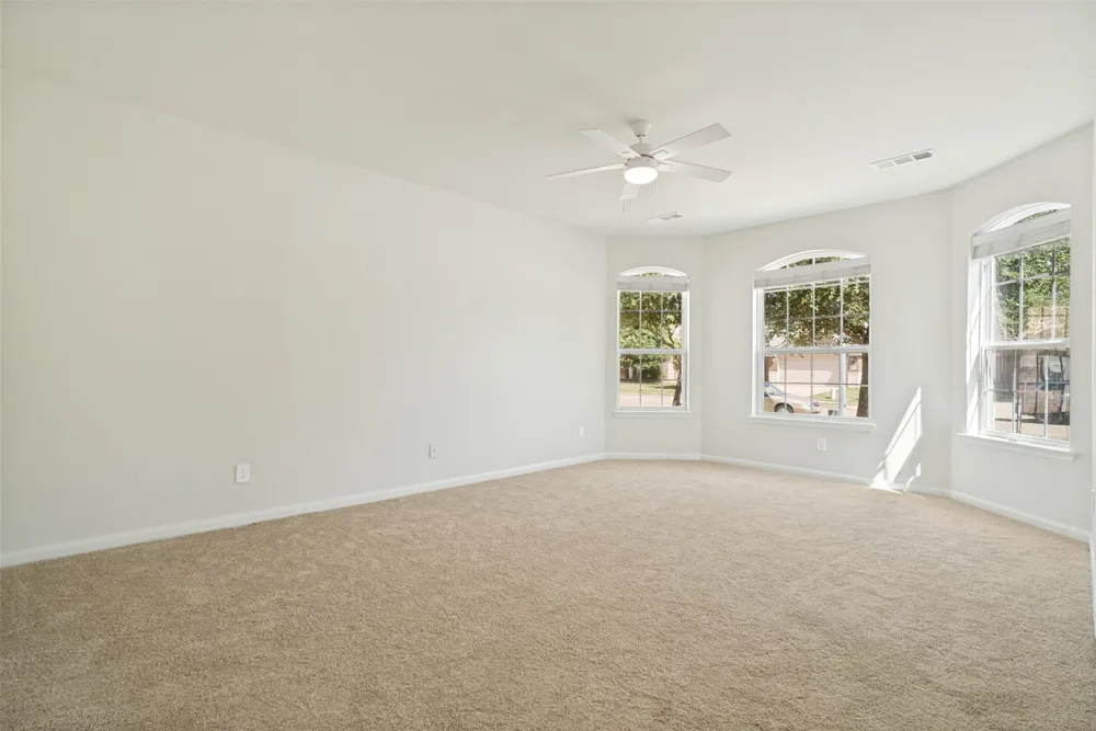 4225 Tower Lane Crowley, TX 76036