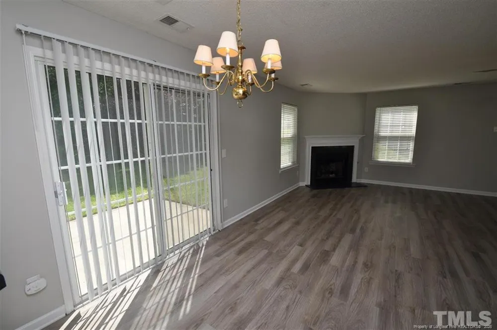 5909 Rivercliff Court Raleigh, NC 27610