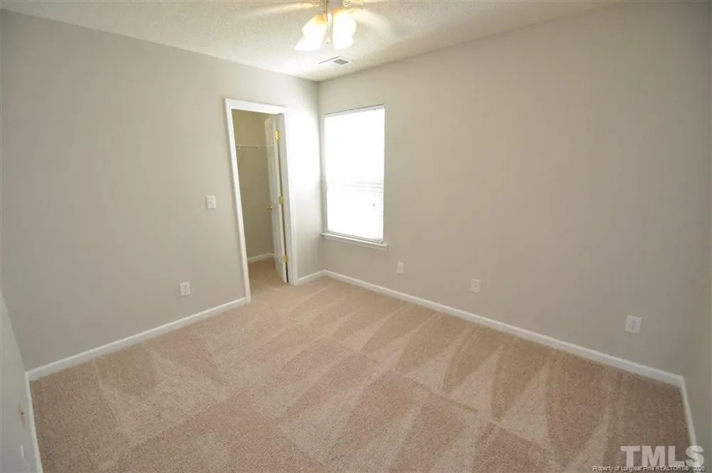 5909 Rivercliff Court Raleigh, NC 27610