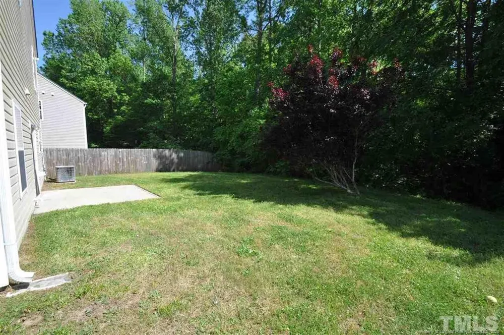 5909 Rivercliff Court Raleigh, NC 27610