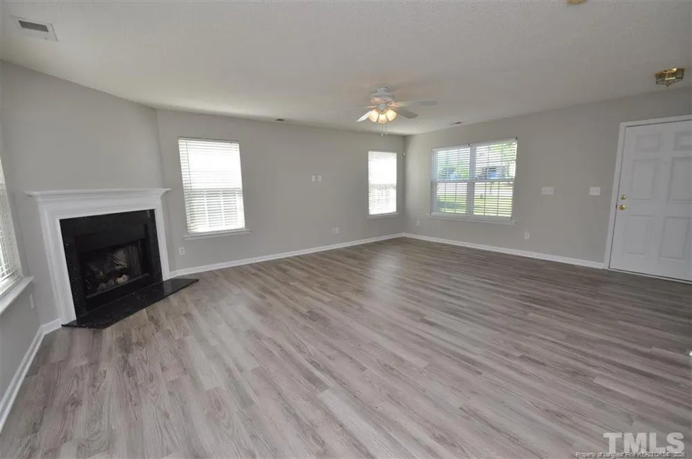 5909 Rivercliff Court Raleigh, NC 27610