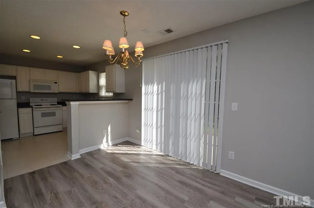 5909 Rivercliff Court Raleigh, NC 27610