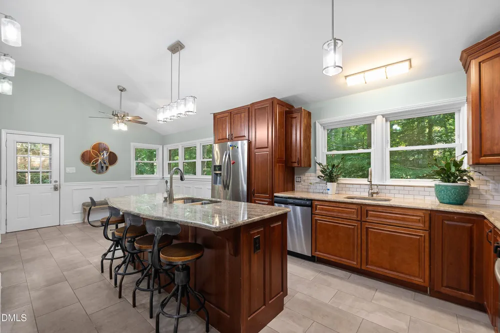 105 Lexington Road Chapel Hill, NC 27516