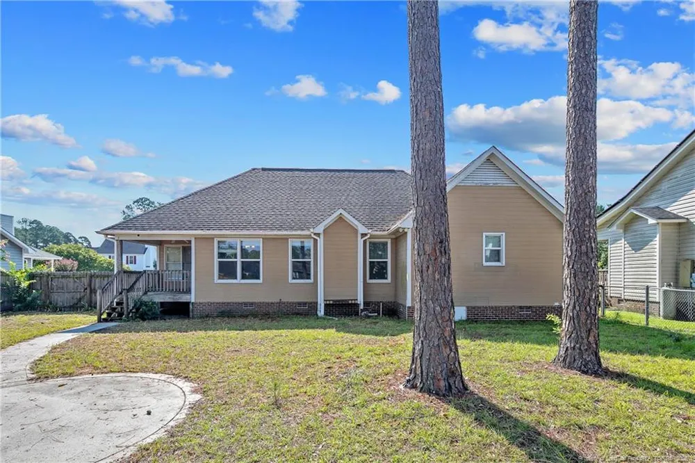 3522 Rittenour Drive Hope Mills, NC 28348