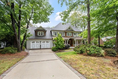 150 Lochwood W Drive