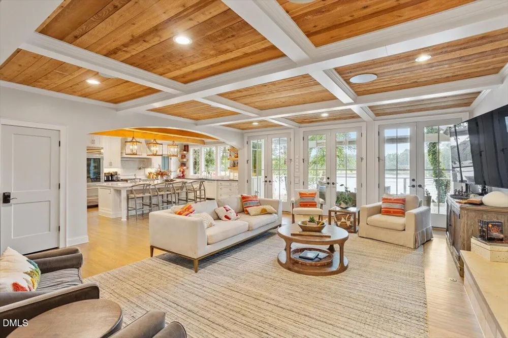 150 Lochwood W Drive Cary, NC 27518