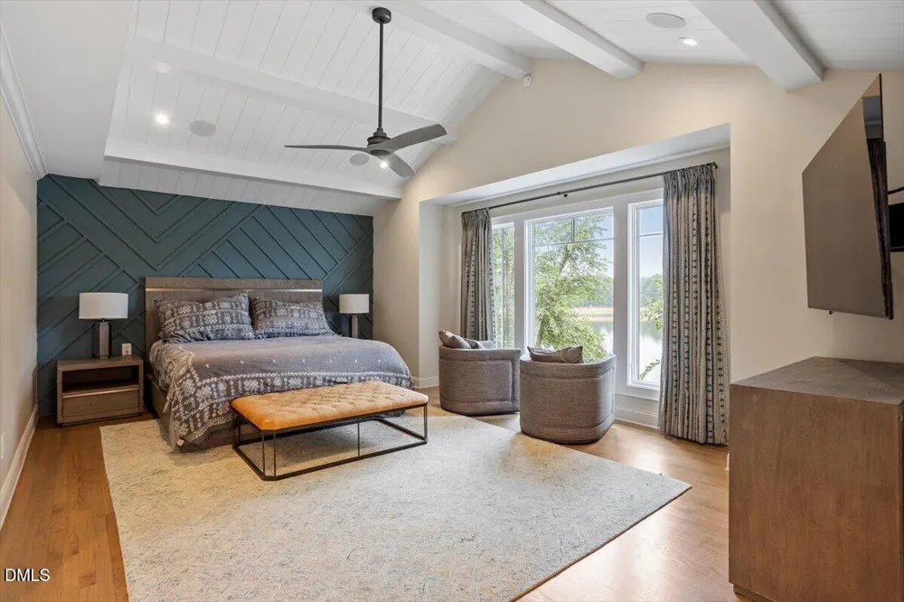150 Lochwood W Drive Cary, NC 27518
