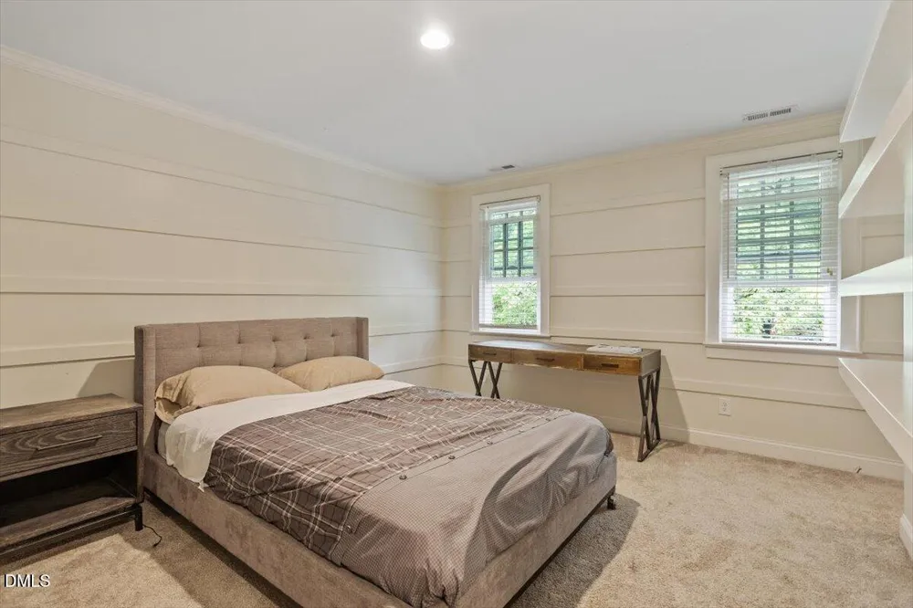 150 Lochwood W Drive Cary, NC 27518