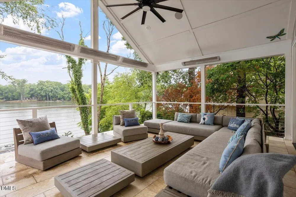 150 Lochwood W Drive Cary, NC 27518