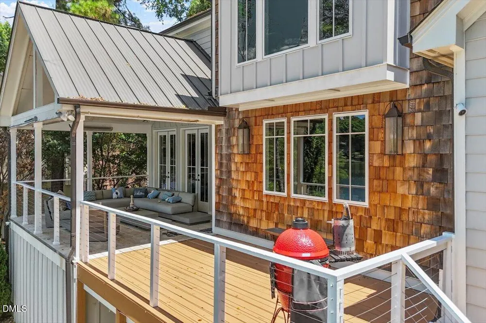 150 Lochwood W Drive Cary, NC 27518