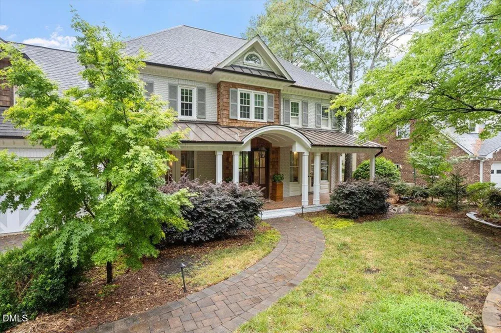 150 Lochwood W Drive Cary, NC 27518