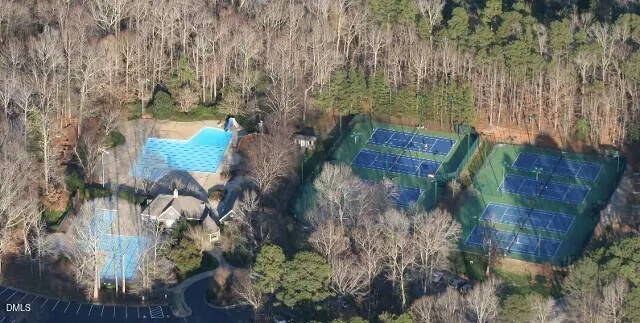 150 Lochwood W Drive Cary, NC 27518