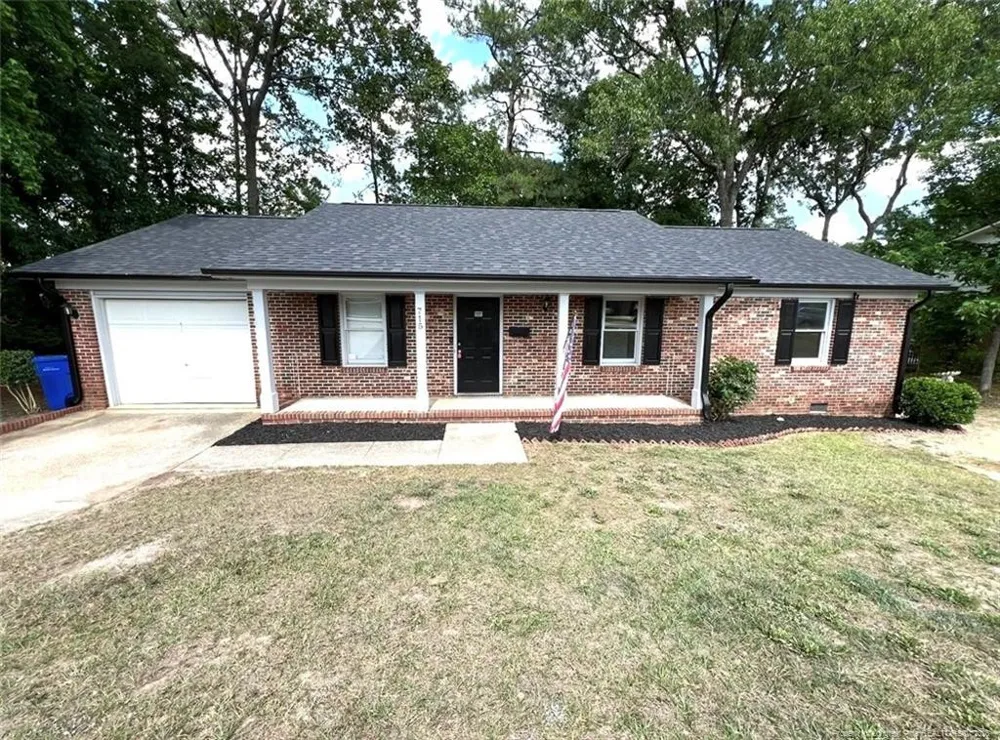 715 Ashburton Drive Fayetteville, NC 28301