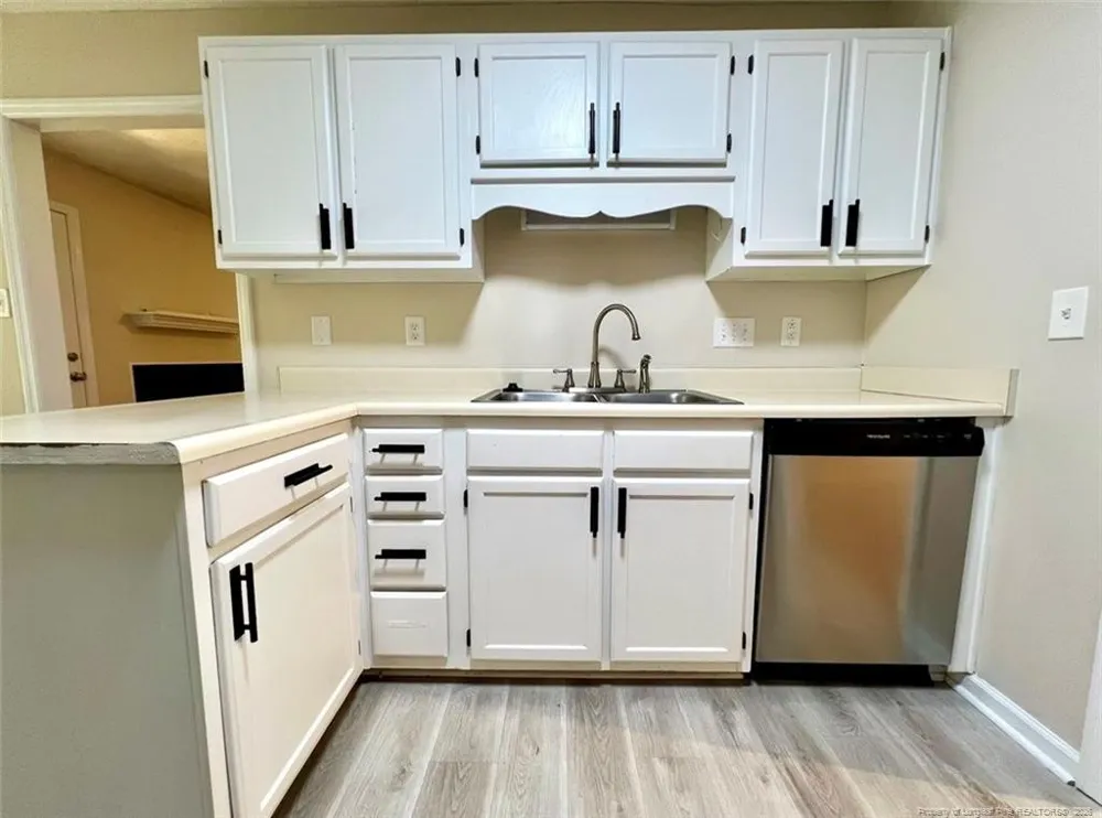 715 Ashburton Drive Fayetteville, NC 28301