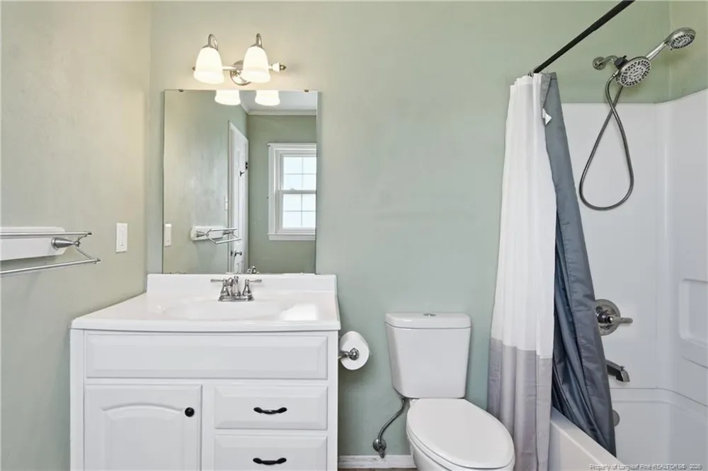 3724 Masters Drive Hope Mills, NC 28348