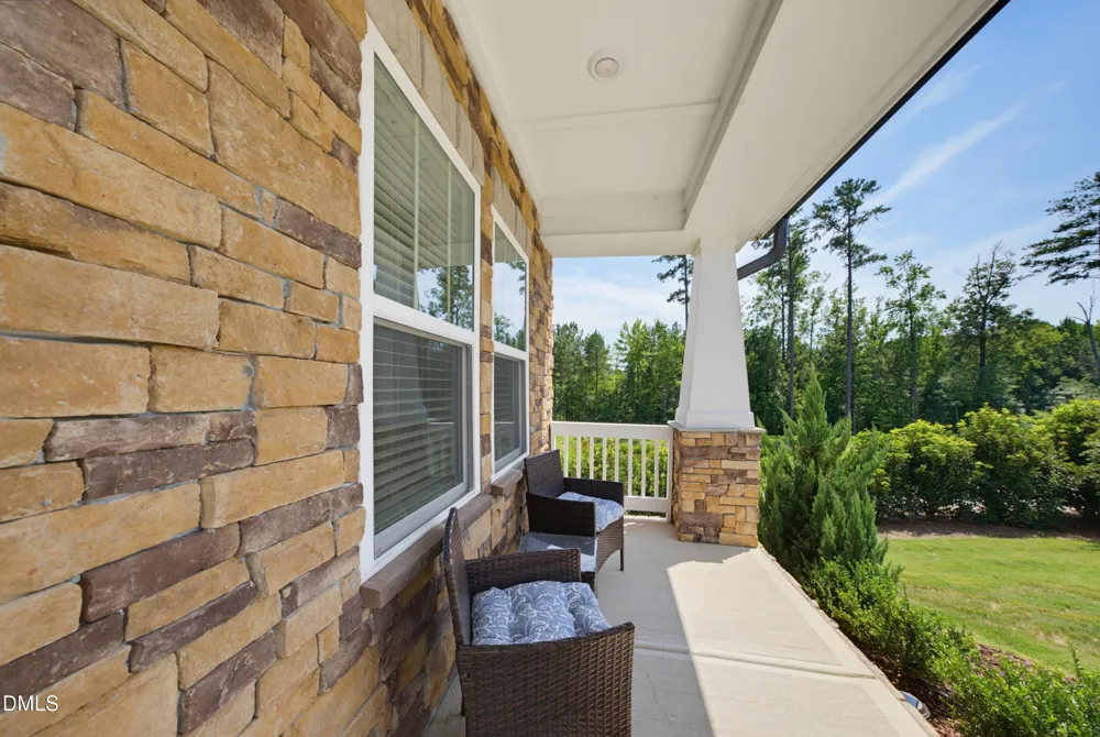 537 Oaks End Drive Holly Springs, NC 27540